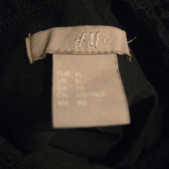 Black Lacey Lined Dress, EUC - Picture 3 of 3